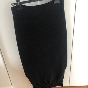 Knitted Fabric Sportmax skirt w/ side cuts
